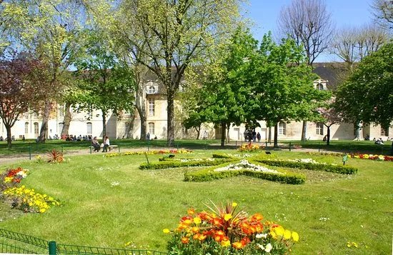 Jardins de l'Hopital Saint Louis