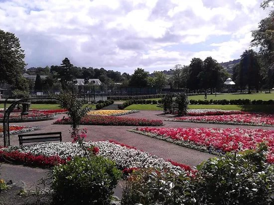 Hall Leys Park