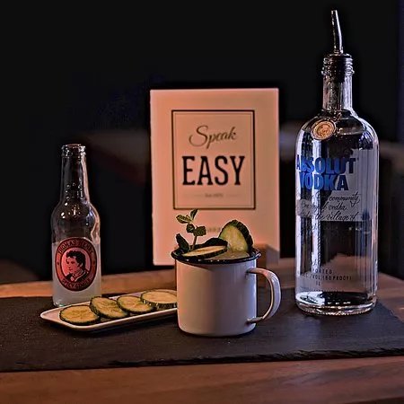 Speak Easy Bar