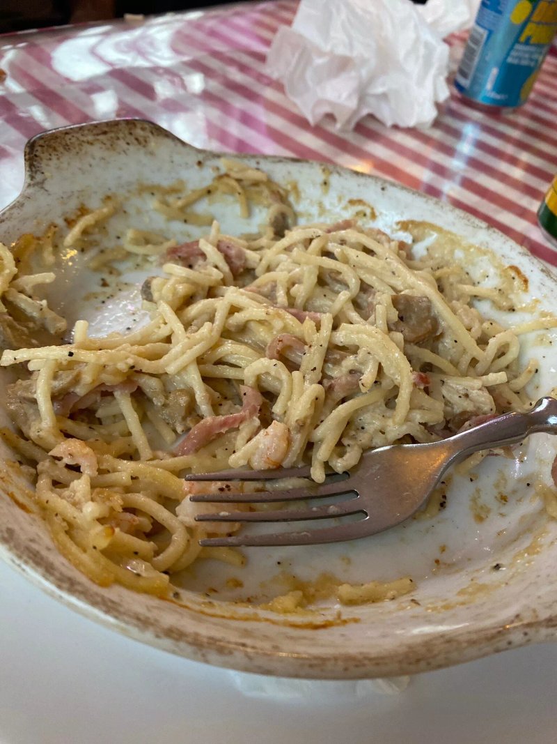Enhorna Pizzeria & Restaurang