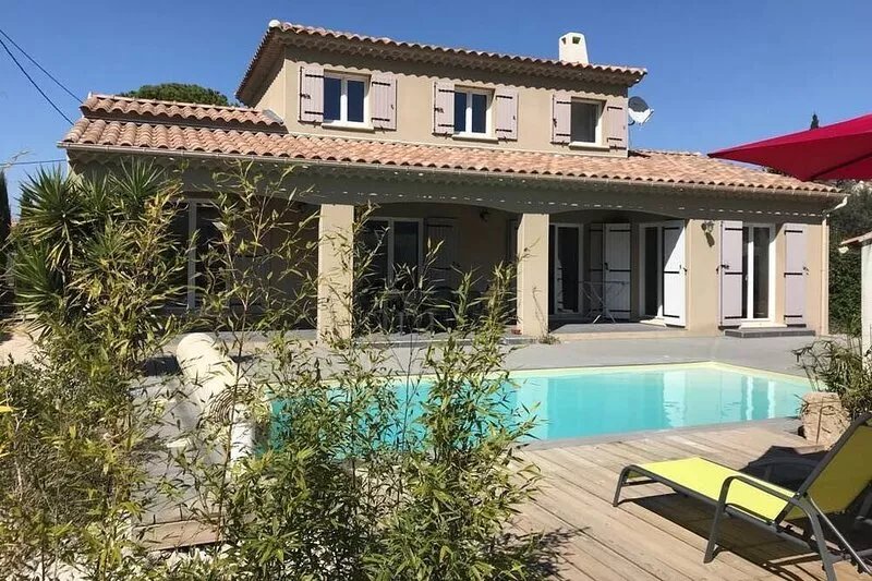 Very beautiful villa in the heart of the Alpilles park