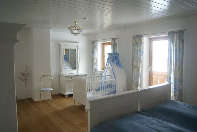 Vacation home with 4 bedrooms and garden in a wonderful location, 130 sqm