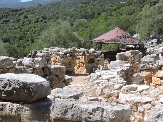 Villaggio Nuragico Sa Sedda E Sos Carros