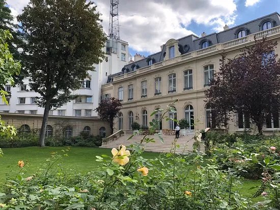 Palais De La Place Beauvau