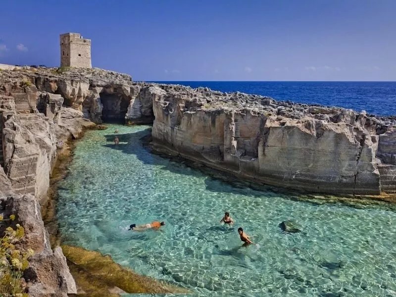SALENTO - little apartment in ancient villa, sight sea, encircled calm locality