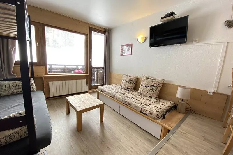 studio 4pers fully equipped, in the center of the resort.