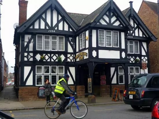 Old Queens Head