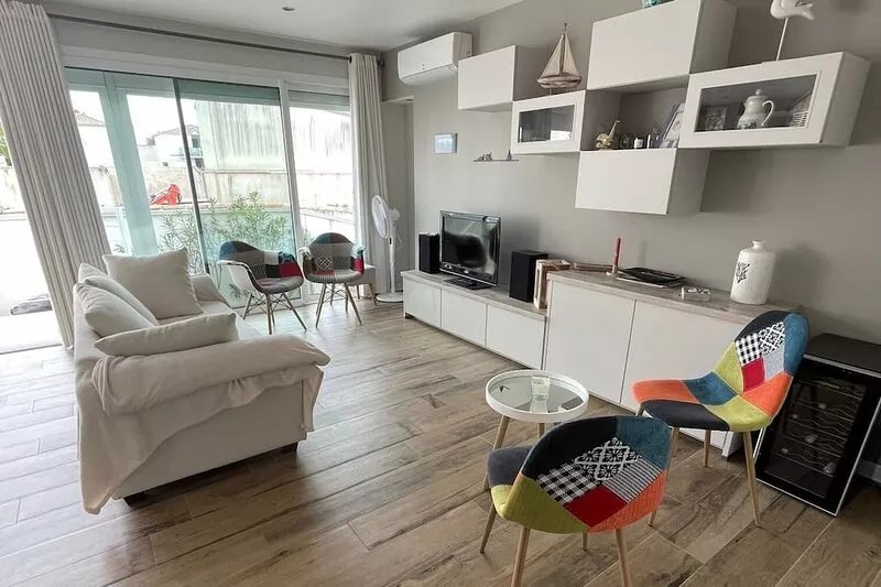 Idéal Famille, Maison Neuve Climatisée 8 Pers à 7 mn a Pieds Plage des Minimes