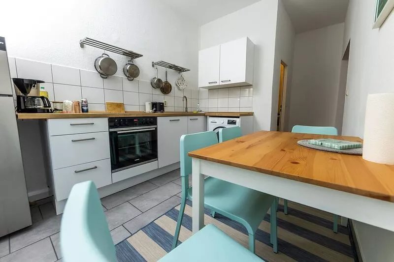 Cozy & central apartment with good transport connections