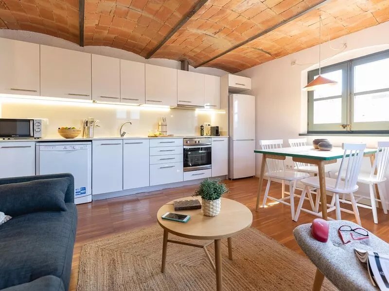 Atic Raims - Holiday Apartment Rental in Girona | Bravissimo