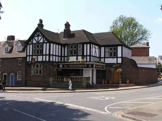 Woodman Inn