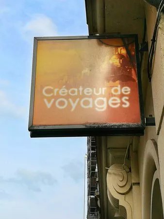 LA VALLEE DE LA LUNE CREATEUR DE VOYAGES