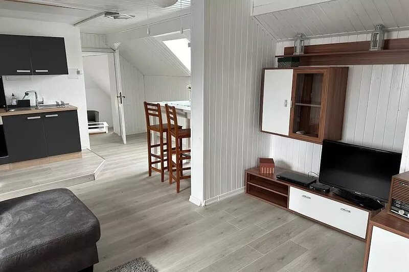 Helle Freundliche Ferienwohnung im Obergeschoss an der Leine
