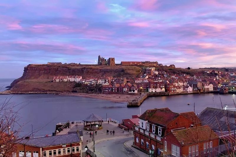 This property in a Grade II listed yard couldn’t be in a better location.