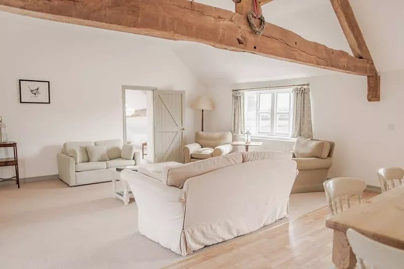 Luxury 2 Bed Coach House with it's own Private Heated Indoor Swimming Pool
