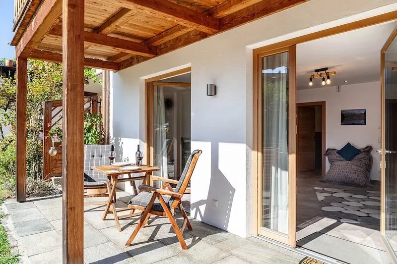 Apartment 'Ferienwohnung Pflegersee' with Mountain View, Private Terrace and