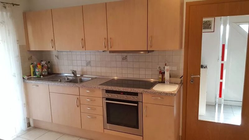 Quietly located semi-detached house with terrace near the forest