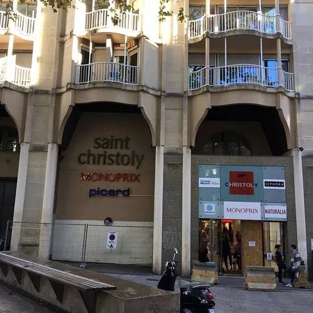 Centre Commercial Saint Christoly
