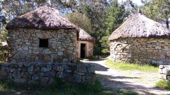 Centro De Interpretacion Arqueoloxica De San Roque