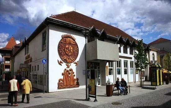 Fontana Cinema