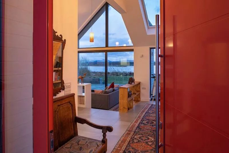 The Brackens: Beachfront holiday home, sleeps 6