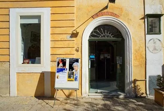 Libreria dell’Arco
