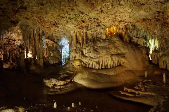 Cuevas de Genova