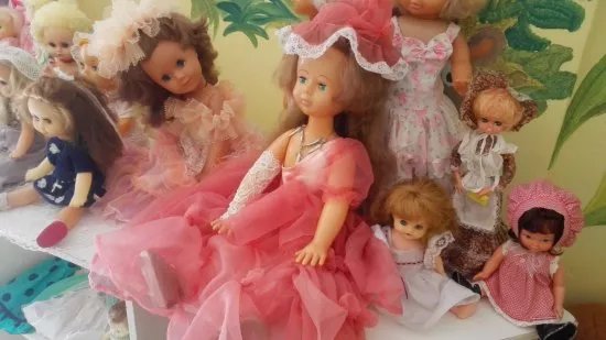Valda Jerina Dolls room