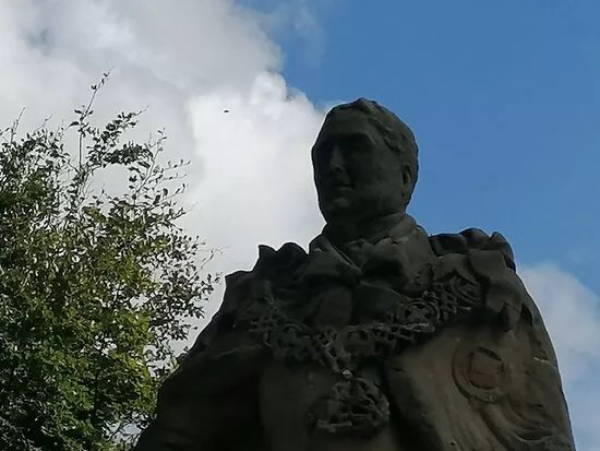 William IV Statue