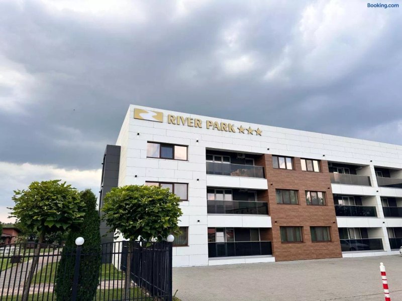 River Park Hotel