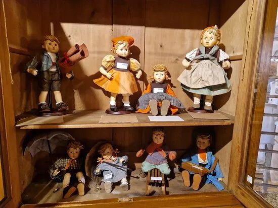 Adelheid Antiek, Curiosa En Brocante