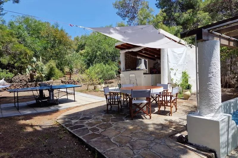 Villa with garden