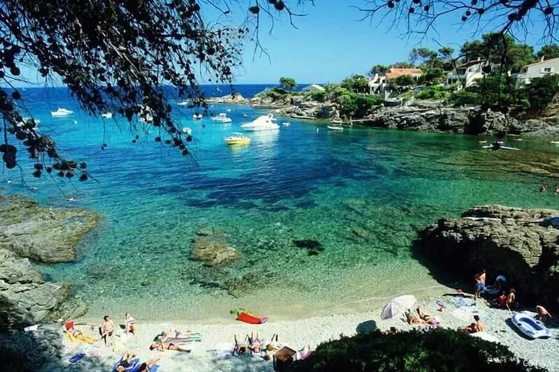 Wonderful Villa, Walking Distance To Beach, Heated Swimming Pool, Wifi, Aircon