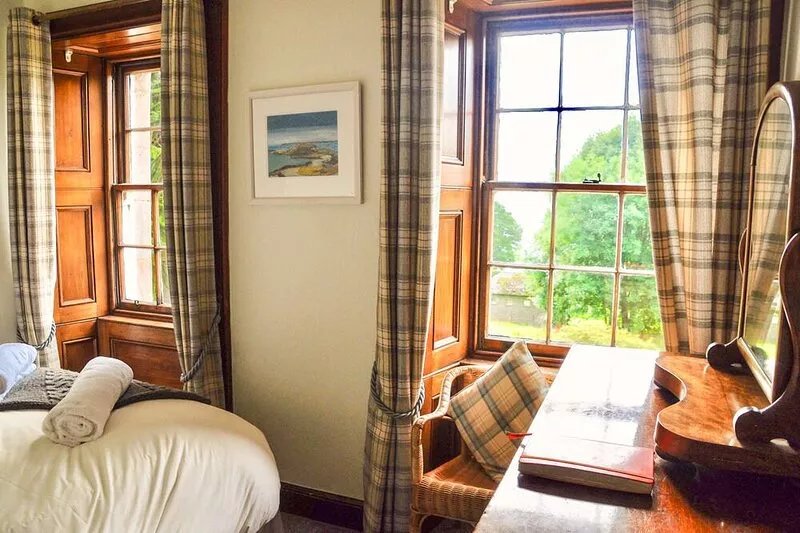 Beautiful waterside historical country house with magnificent garden
