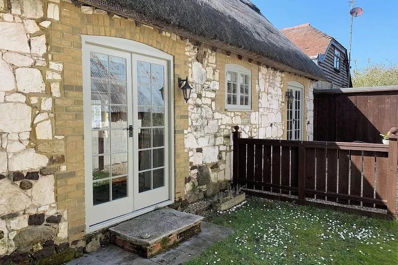 1 bedroom accommodation in Brighstone, near Yarmouth