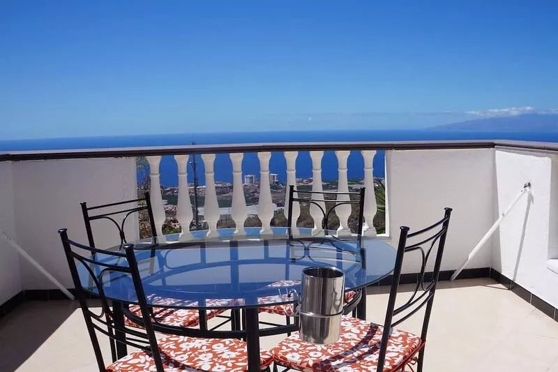 Beautiful villa for 6 people, Wifi, private heated pool, beach at 9 min by car