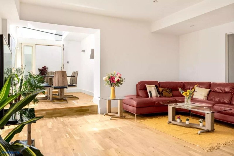 Knightsbridge Apartments