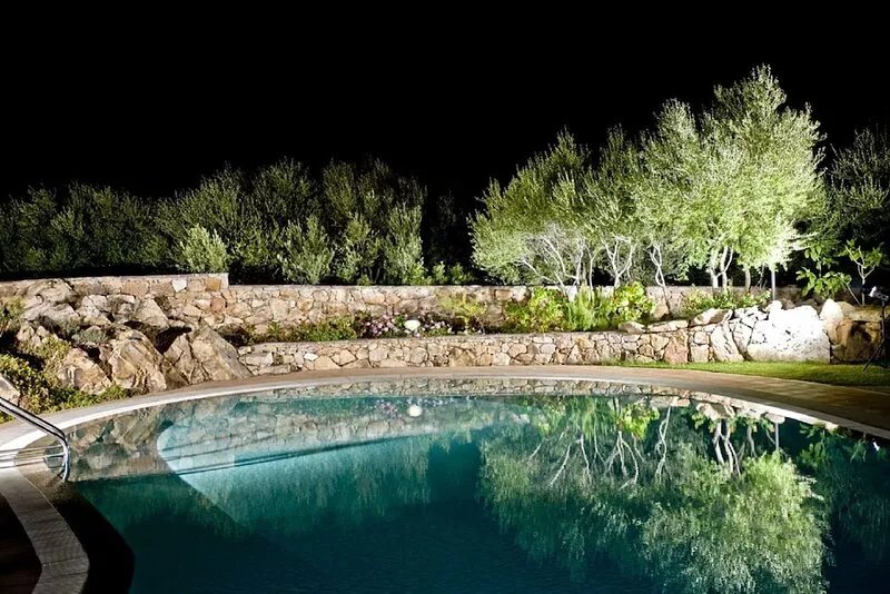 Residence Rocca Rosa with swimming pool overlooking the sea, spa, wi fi, air