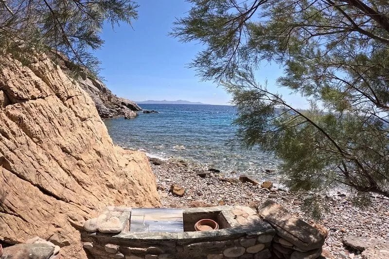 Holiday Home 'Seagull Syros Seaside' with Sea View, Private Terrace and Wi-Fi