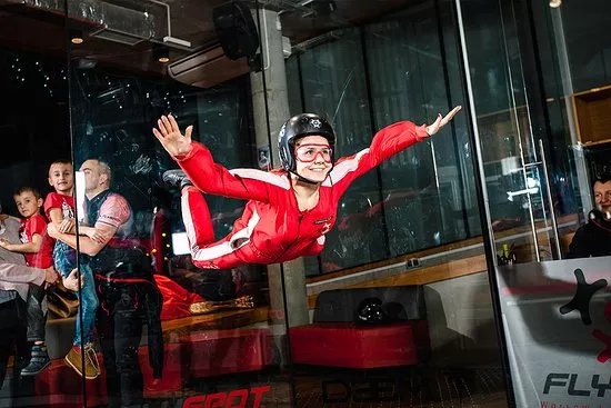 Flyspot - Wroclaw Indoor Skydiving
