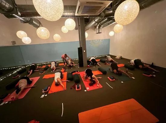 Breeze Yoga