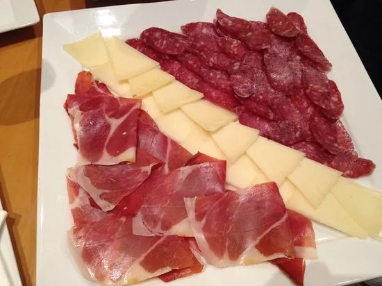Barcelona Turisme Wine and Cava Tour