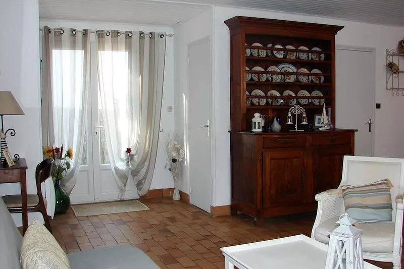 Maison Individuelle en Lisière de Bois