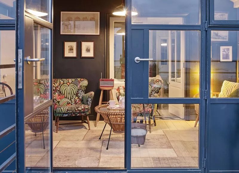 Coastal retreat, a stone's throw away from Kingsdown beach