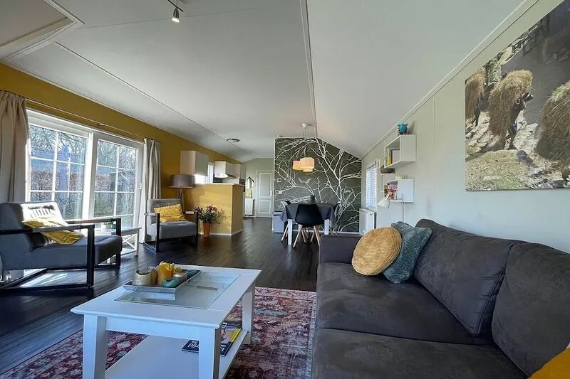 Holiday home in Sint Nicolaasga with garden