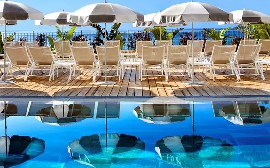 Spa NUXE - Au Grand Hotel des Sablettes Plage