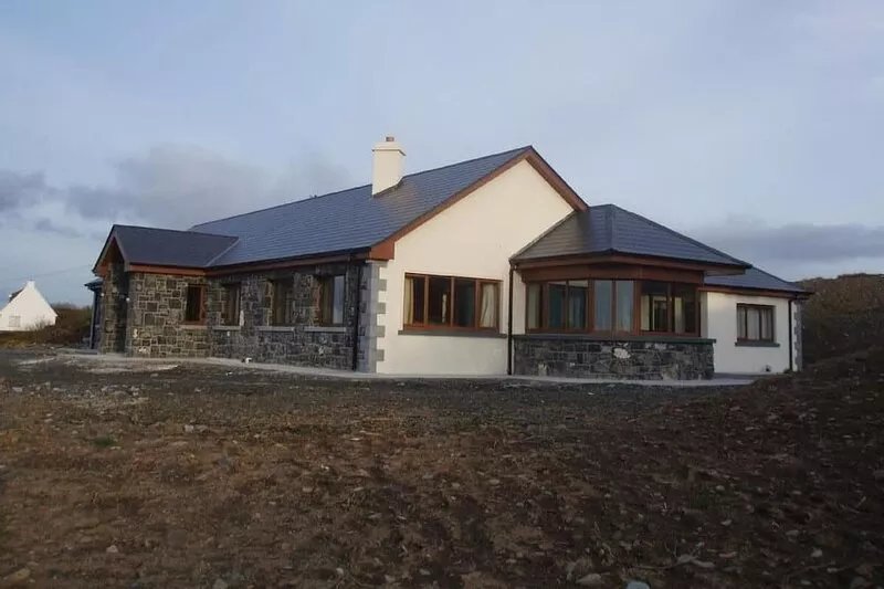 Exclusive new 3000 sq. foot vacation home with spectacular ocean views