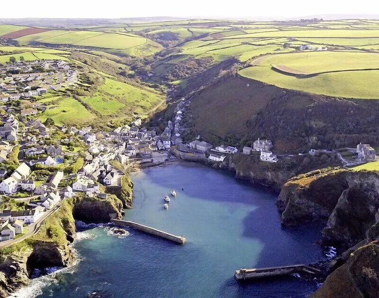 HOMELANDS, pet friendly, character holiday cottage in Port Isaac