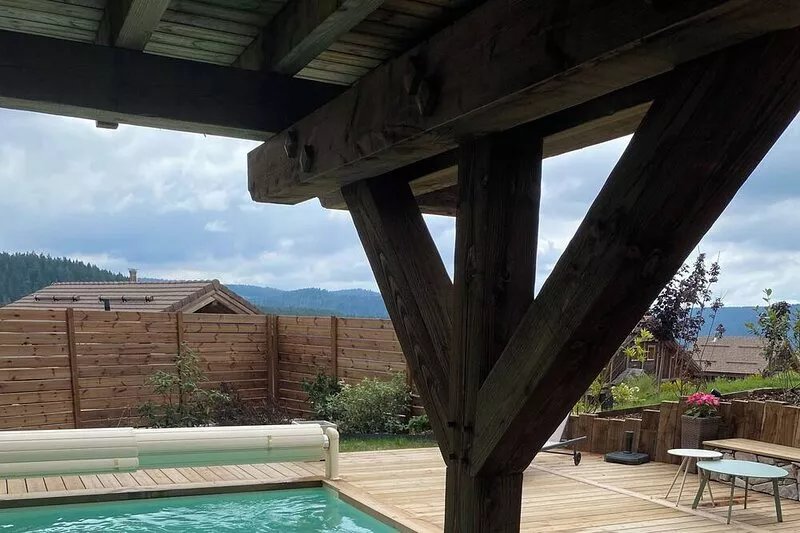 Beautiful new chalet next to the slopes