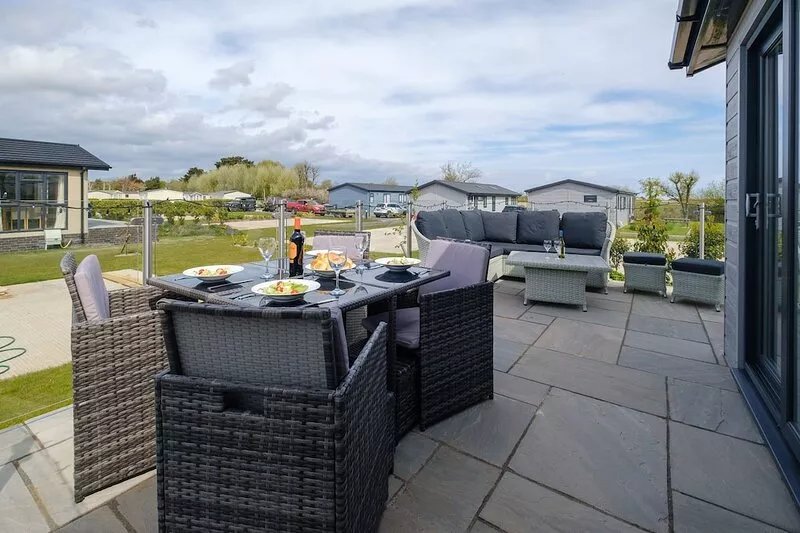 Sea Cloud - sleeps 4 guests  in 2 bedrooms